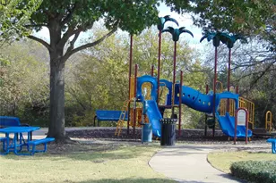 212 Crystal Lake Dr, DeSoto, TX 75115 - Photo 23