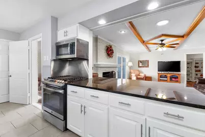 6305 Annapolis Lane, Dallas, TX 75214 - Photo 5