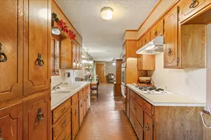 525 San Antonio St, Marlin, TX 76661 - Photo 11