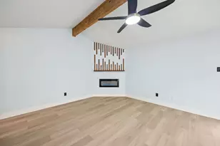 4015 Hideaway Dr, Arlington, TX 76017 - Photo 7