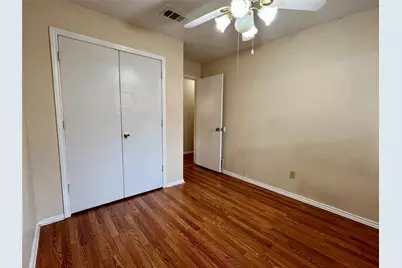 1321 Darr Street, Irving, TX 75061 - Photo 11