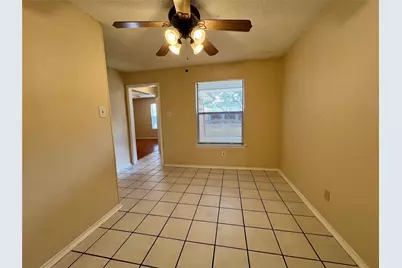1321 Darr Street, Irving, TX 75061 - Photo 5