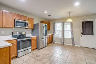 10660 Flagstaff Run, Fort Worth, TX 76140 - Photo 9