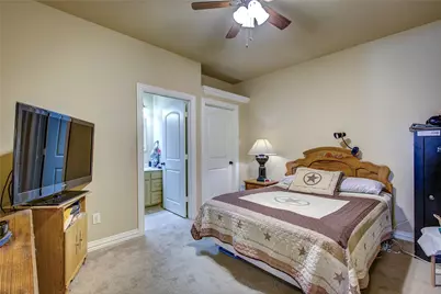 1066 Canyon Lake Road, Wills Point, TX 75169 - Photo 17