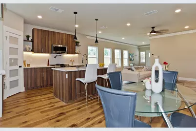 717 Sunset Avenue, Dallas, TX 75208 - Photo 9