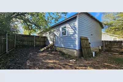 508 Gathings Avenue, Covington, TX 76636 - Photo 25