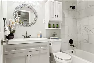 1008 Hillwood Dr, Lewisville, TX 75067 - Photo 5