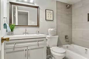 1008 Hillwood Dr, Lewisville, TX 75067 - Photo 11