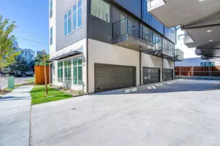 302 Foch St, Fort Worth, TX 76107 - Photo 35