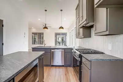 302 Foch Street #160, Fort Worth, TX 76107 - Photo 5