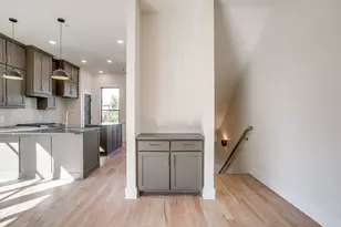 302 Foch St, Fort Worth, TX 76107 - Photo 15