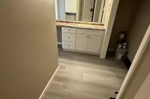 5010 Bowser Ave, Dallas, TX 75209 - Photo 17