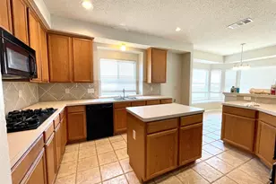 7728 Parkwood Plaza Dr, Fort Worth, TX 76137 - Photo 7