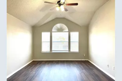 7728 Parkwood Plaza Drive, Fort Worth, TX 76137 - Photo 17