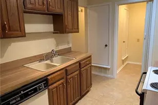 1913 Wyndemere Ln, Garland, TX 75042 - Photo 5