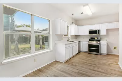 9025 Winding River Drive, Fort Worth, TX 76118 - Photo 5