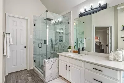 6908 Winthorp Drive, Arlington, TX 76001 - Photo 21