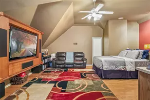 6908 Winthorp Dr, Arlington, TX 76001 - Photo 29