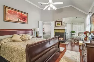 6908 Winthorp Dr, Arlington, TX 76001 - Photo 17