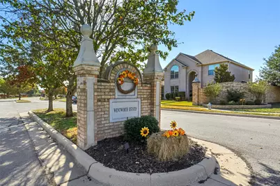 6908 Winthorp Drive, Arlington, TX 76001 - Photo 37