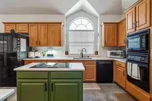 6908 Winthorp Dr, Arlington, TX 76001 - Photo 13