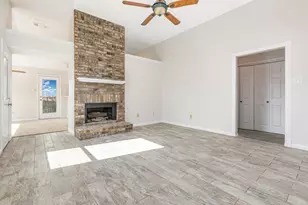 4201 Wild Cherry Dr, Carrollton, TX 75010 - Photo 5