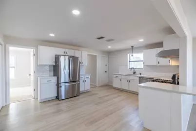 411 W New Mexico Avenue, Sweetwater, TX 79556 - Photo 13