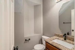 10005 Shelburne Rd, Fort Worth, TX 76244 - Photo 13