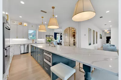 1431 Travis Circle N, Irving, TX 75038 - Photo 11