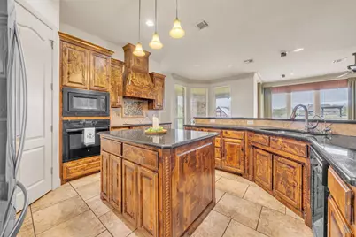 6936 Rocky Chris Court, Fort Worth, TX 76126 - Photo 7