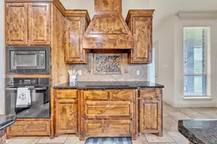 6936 Rocky Chris Ct, Fort Worth, TX 76126 - Photo 9