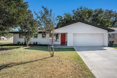 807 Poindexter Avenue, Cleburne, TX 76033 - Photo 1