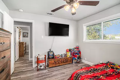 807 Poindexter Avenue, Cleburne, TX 76033 - Photo 13