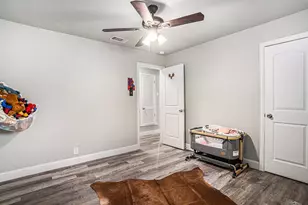 807 Poindexter Ave, Cleburne, TX 76033 - Photo 9
