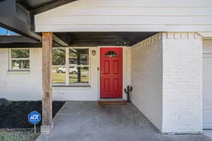 807 Poindexter Ave, Cleburne, TX 76033 - Photo 17