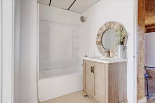 402 W Sam Rayburn Rd, Ector, TX 75439 - Photo 29