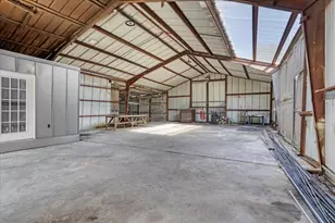 402 W Sam Rayburn Rd, Ector, TX 75439 - Photo 37