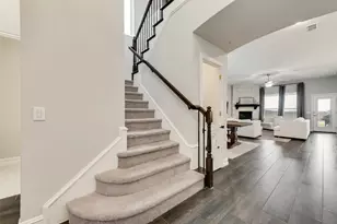 924 Crest Breeze Dr, Fort Worth, TX 76052 - Photo 7