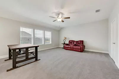 924 Crest Breeze Drive, Fort Worth, TX 76052 - Photo 21