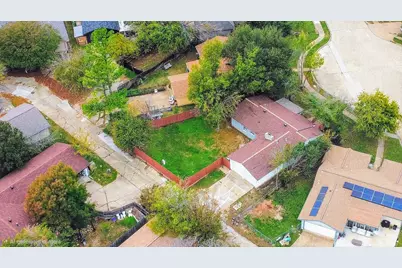 3908 Cody Court, Irving, TX 75062 - Photo 3