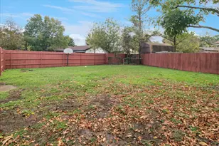 3908 Cody Ct, Irving, TX 75062 - Photo 25
