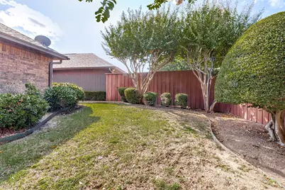 9121 Church Road, Dallas, TX 75231 - Photo 11