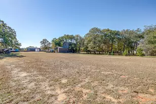 1320 Craft Farms Cir, Azle, TX 76020 - Photo 37