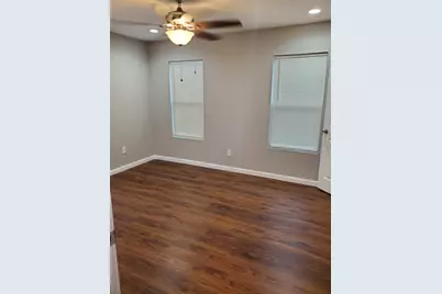 3574 Wayside Avenue, Fort Worth, TX 76110 - Photo 5