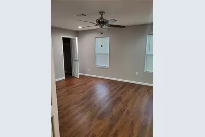 3574 Wayside Avenue, Fort Worth, TX 76110 - Photo 9