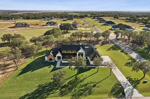 200 Dan Russell Bend, Weatherford, TX 76087 - Photo 3