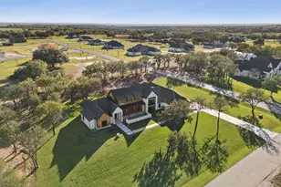 200 Dan Russell Bend, Weatherford, TX 76087 - Photo 3