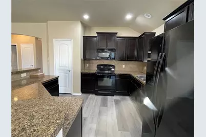 1117 Lake Grove Drive, Little Elm, TX 75068 - Photo 7