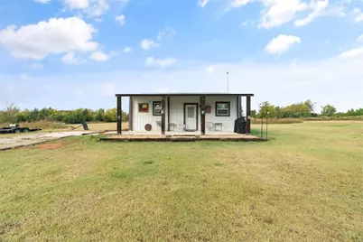 300 County Road 4233, Bonham, TX 75418 - Photo 7