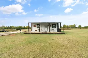 300 County Rd 4233, Bonham, TX 75418 - Photo 7